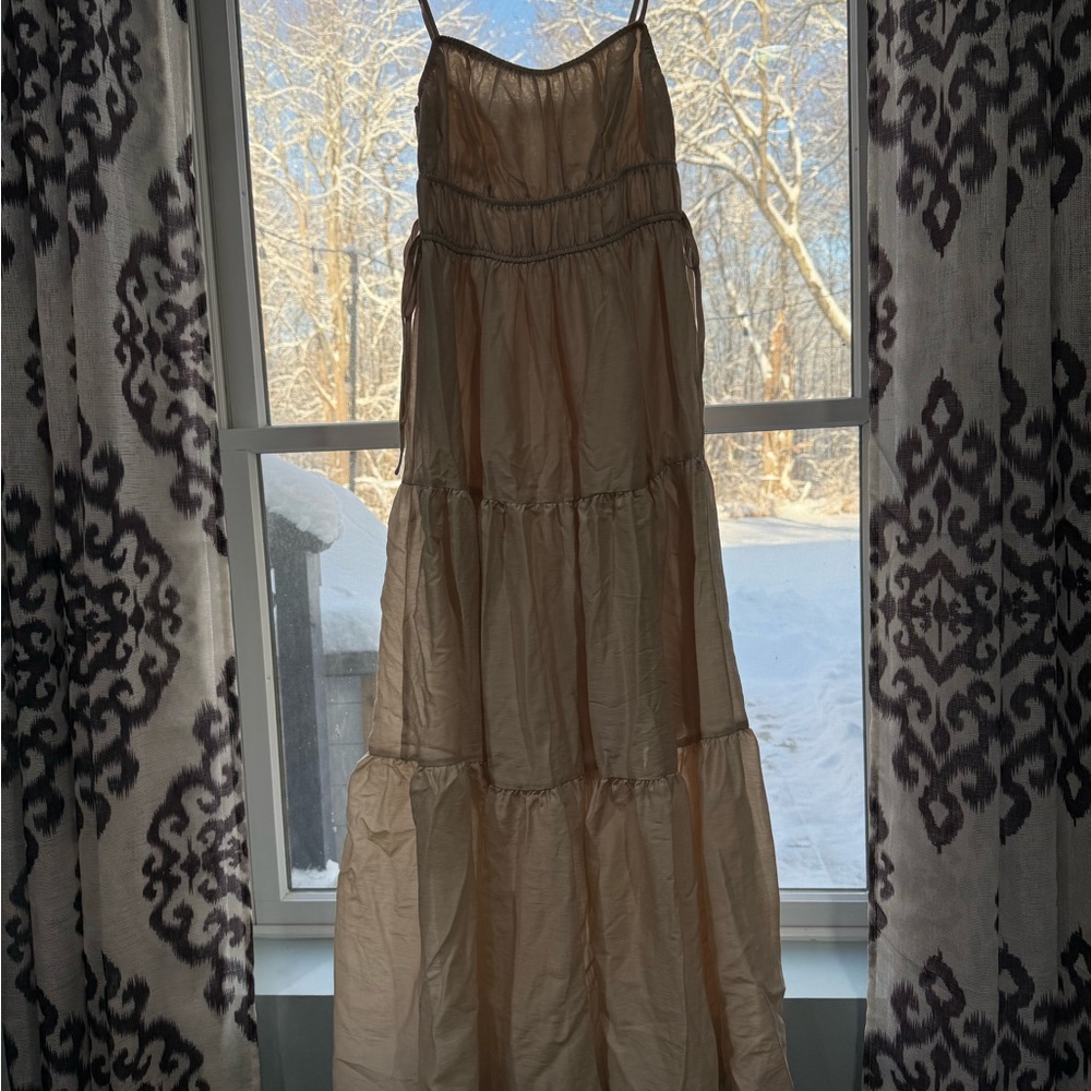 Blu Pepper Cream Maxi Dress